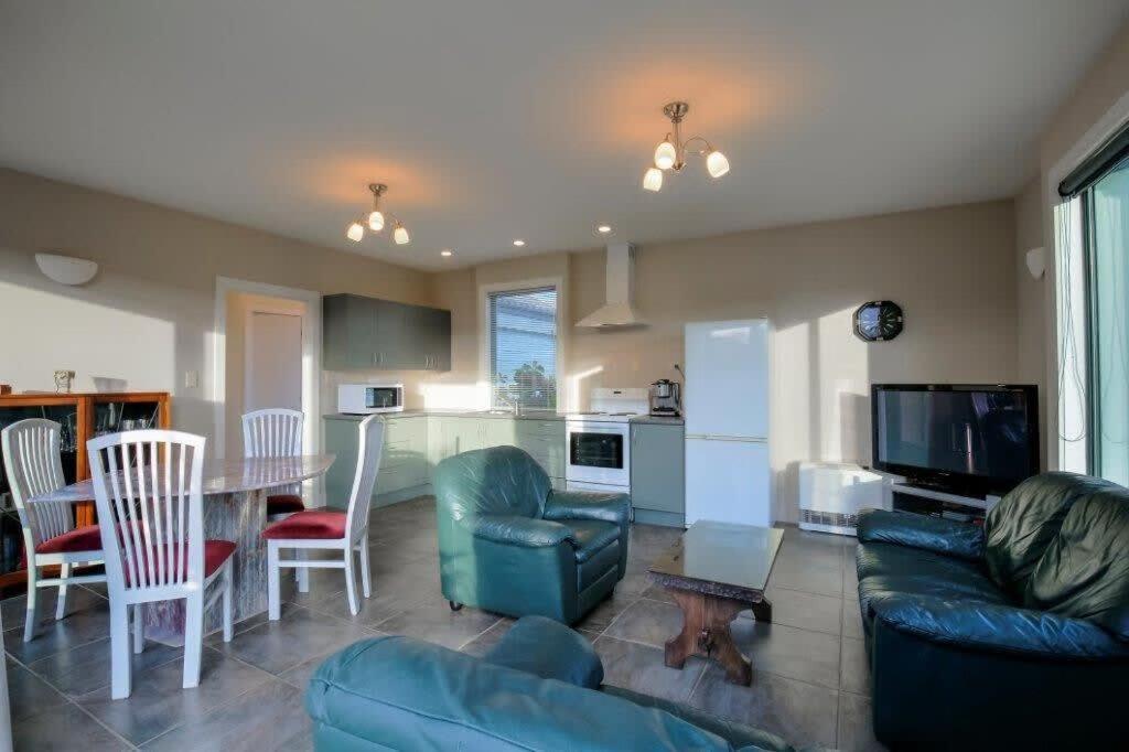 Cosy On Kingston Leilighet Albert Town Eksteriør bilde